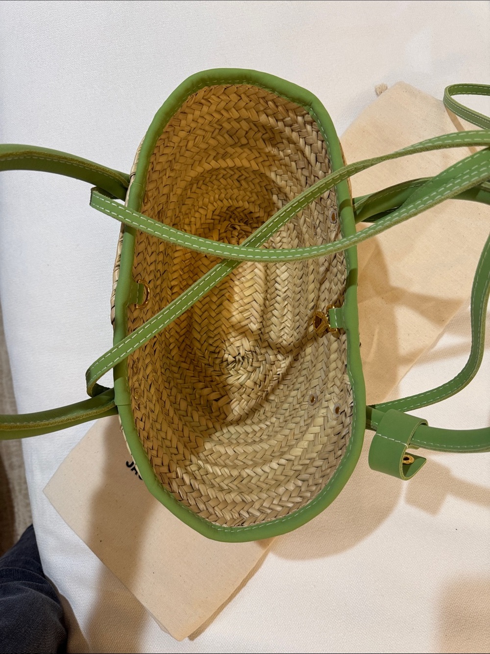 Jacquemus Straw Tote with Light Green Leather Trim NWT and dust bag - Picture 3 of 4